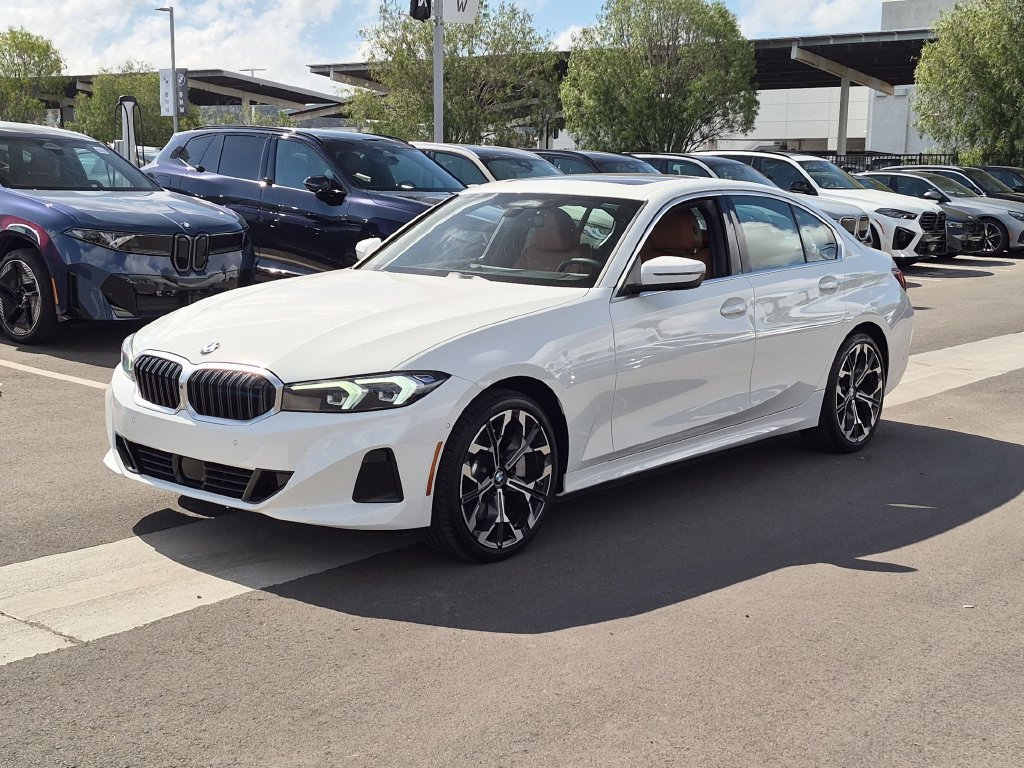 Used 2025 Alpine White BMW 330i image 2