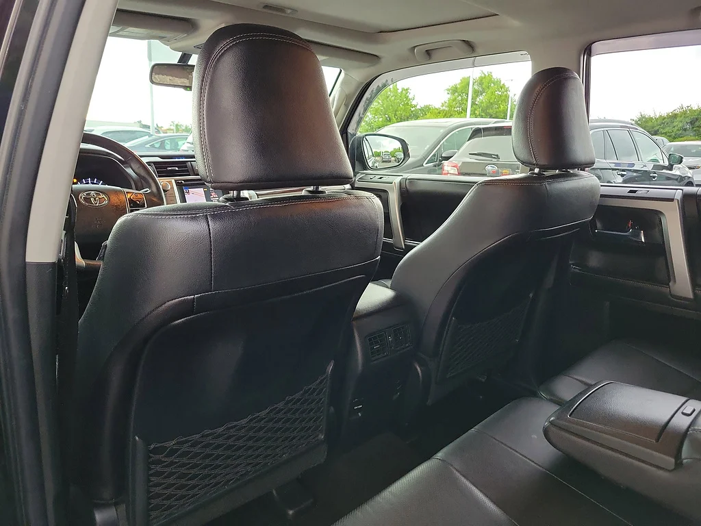 Used 2017 Midnight Black Metallic Toyota Limited image 13