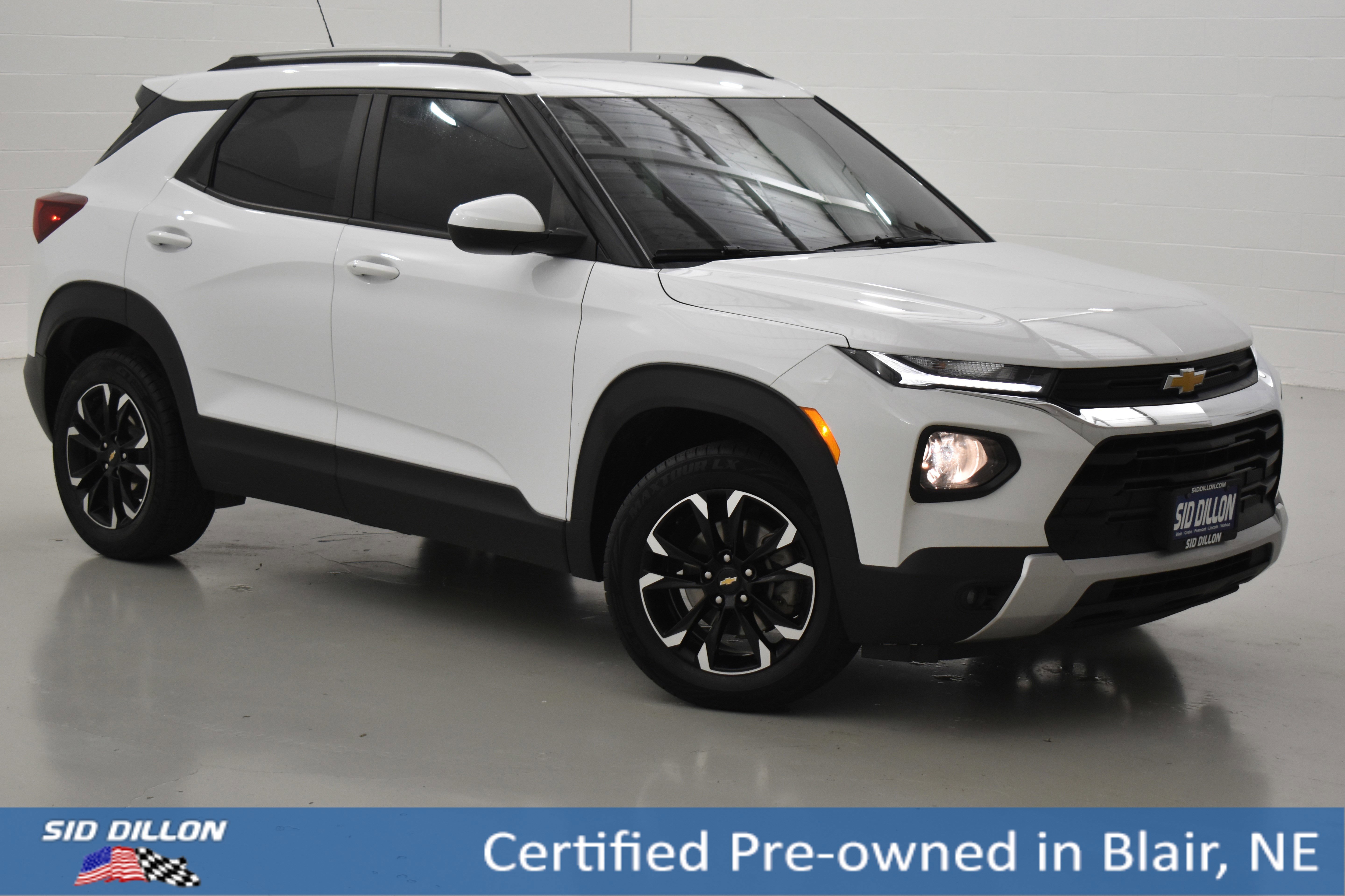 Used 2021 Summit White Chevrolet LT image 11