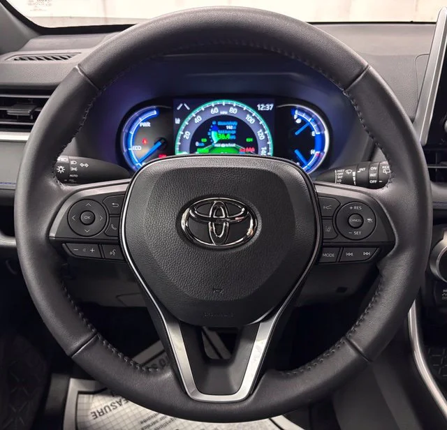 Used 2023 Gray Toyota SE image 11