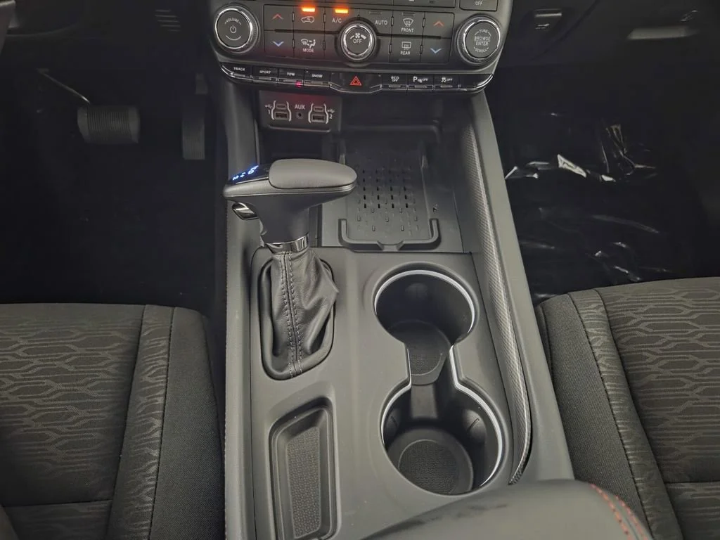 New 2026 Vapor Gray Exterior Paint Dodge GT HEMI V8 image 11