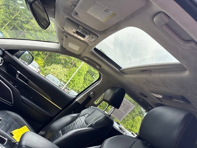 Used 2020 Gravity Grey Kia SX image 16
