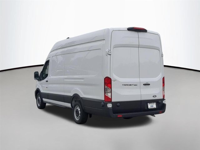 New 2026 Oxford White Ford Cargo Van image 3