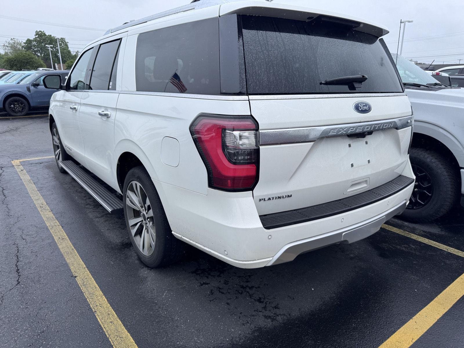 Used 2020 Star White Metallic Tri-Coat Ford Platinum image 6