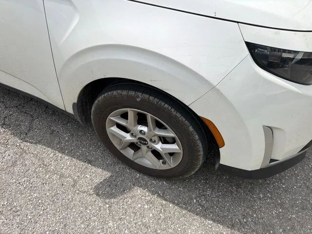 Used 2023 White Kia LX image 4