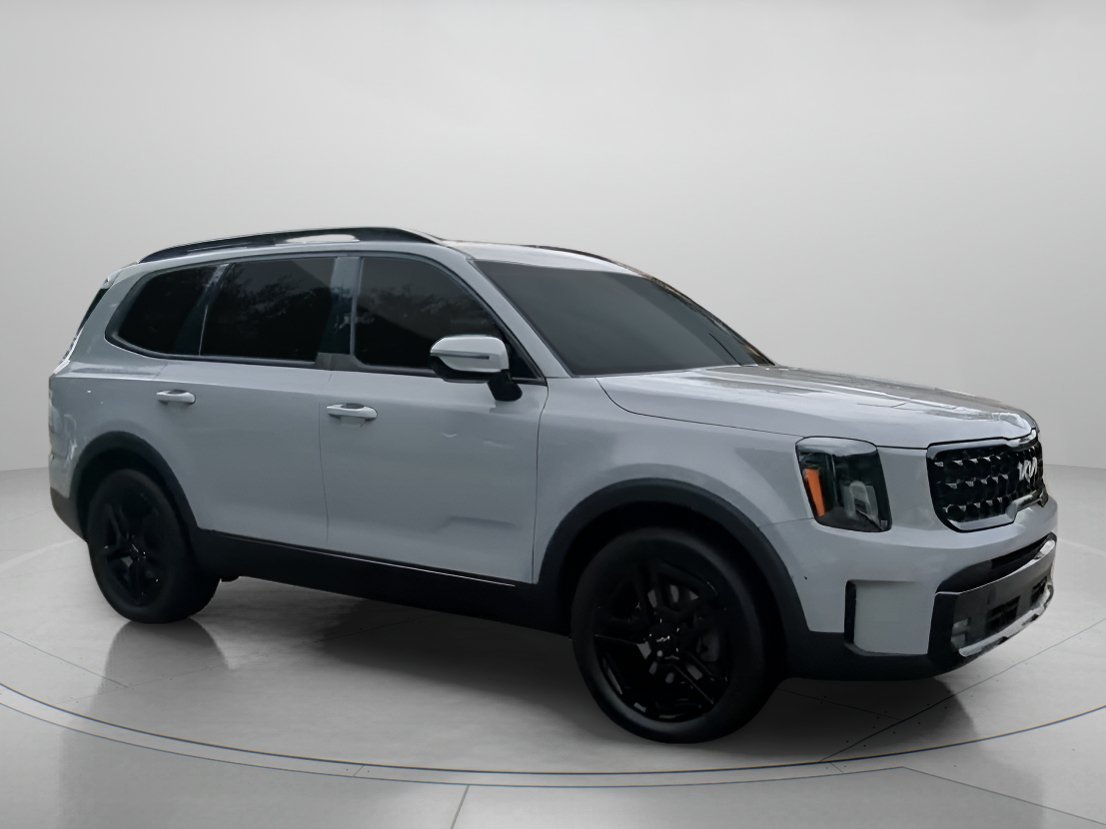 Used 2024 Wolf Gray Kia SX X-Line image 33