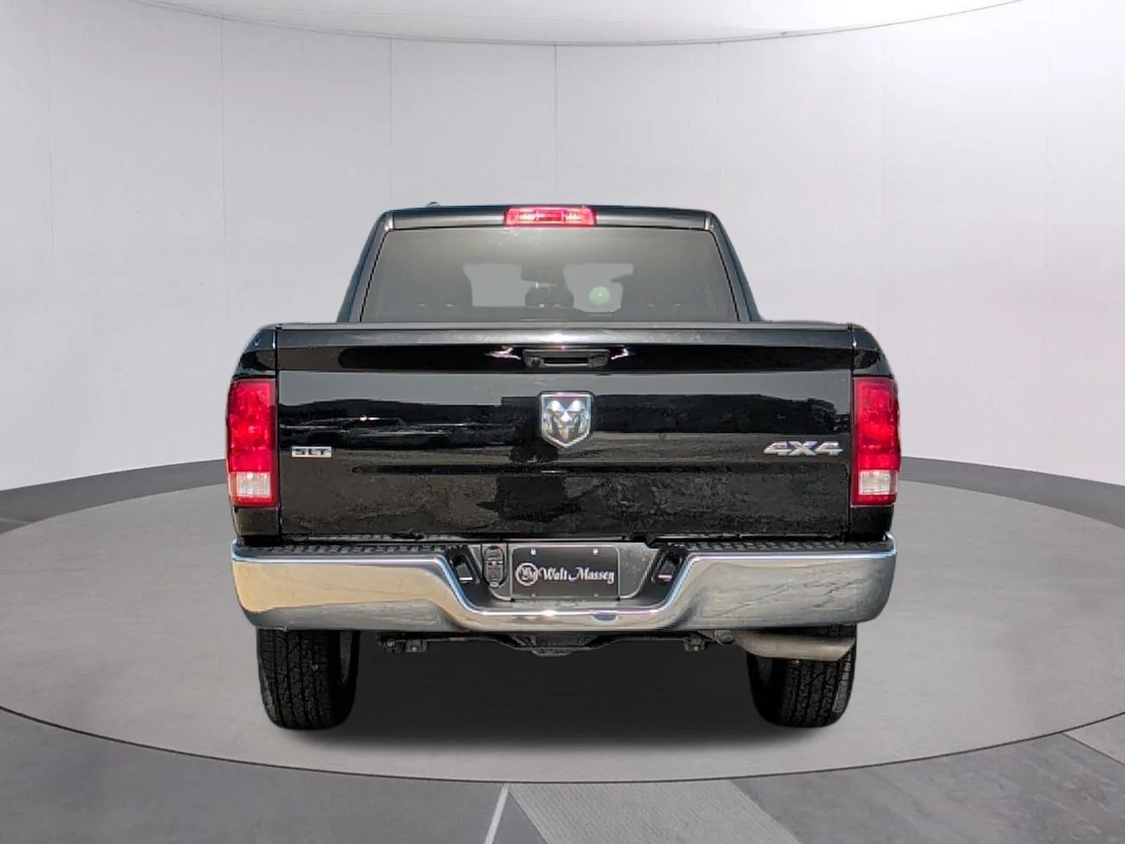 Used 2024 Diamond Black Crystal Pearlcoat Ram SLT image 8