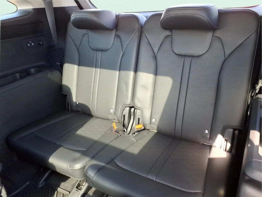 Used 2024 Gray Kia X-Line EX image 18
