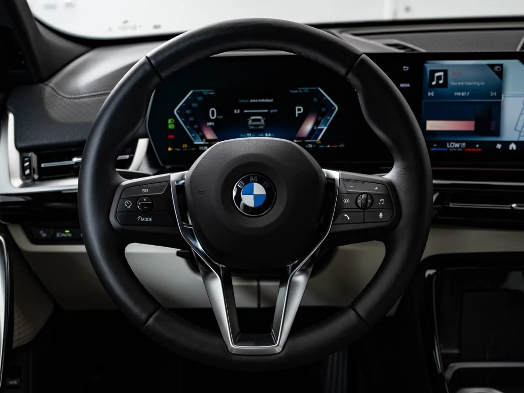New 2027 Skyscraper Grey Metallic BMW xDrive28i image 41