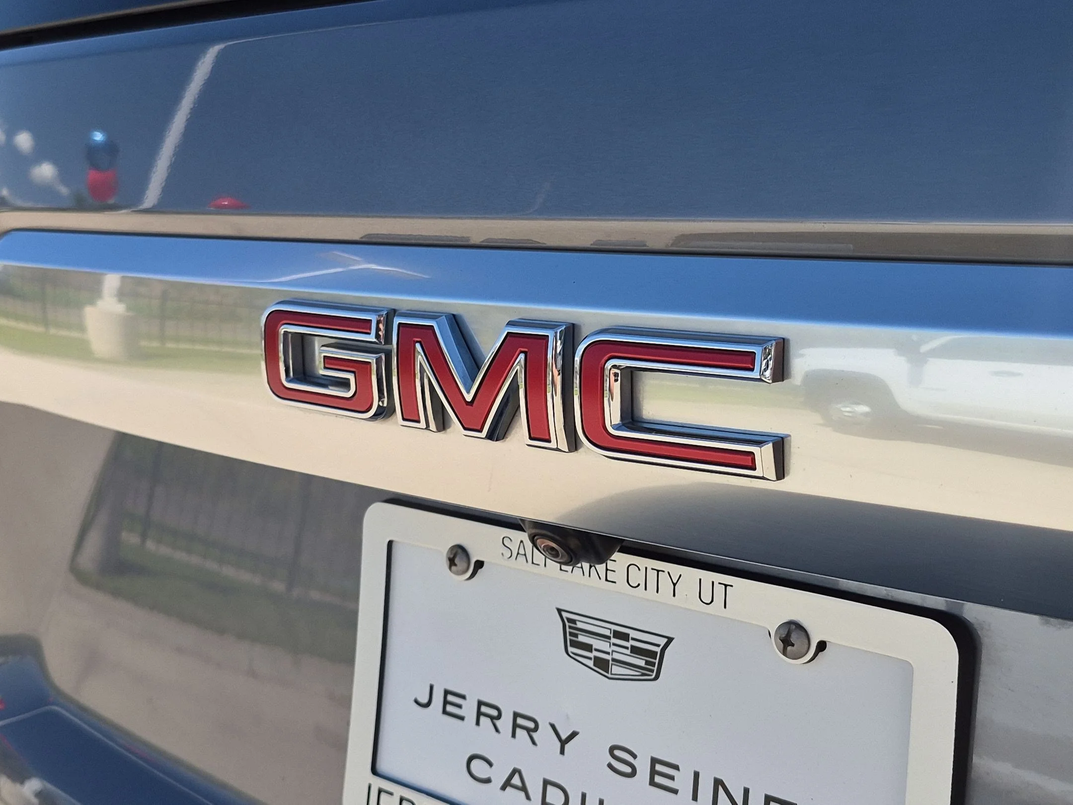Used 2022 Satin Steel Metallic GMC Denali image 13