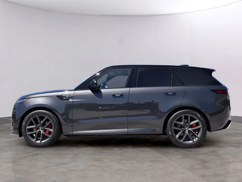 Used 2024 Carpathian Gray Premium Metallic Land Rover Dynamic SE image 26