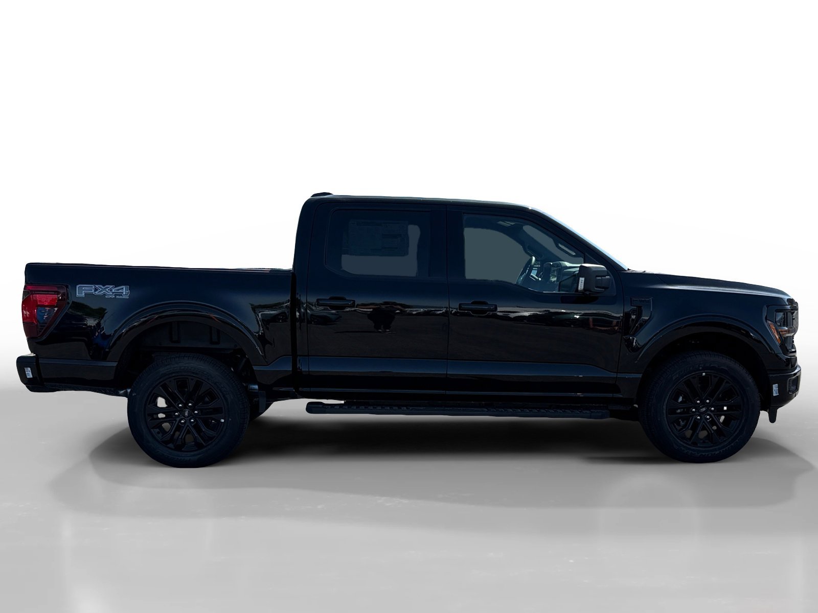 2025 Ford F-150 XLT - Photo 6