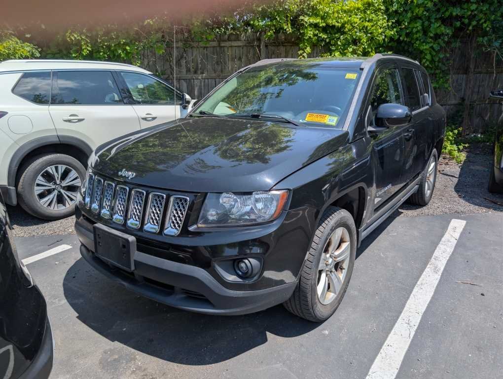 Used 2014 Black Clearcoat Jeep Latitude image 2