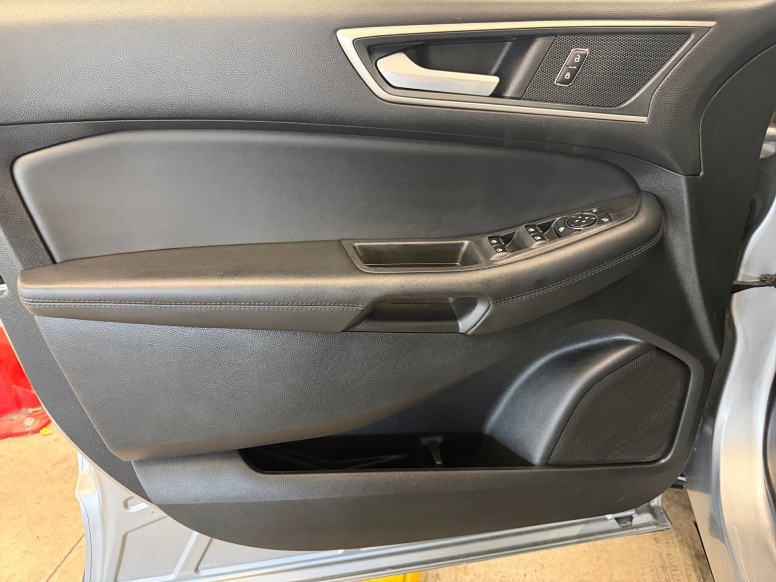 Used 2024 Silver Metallic Ford SEL image 26