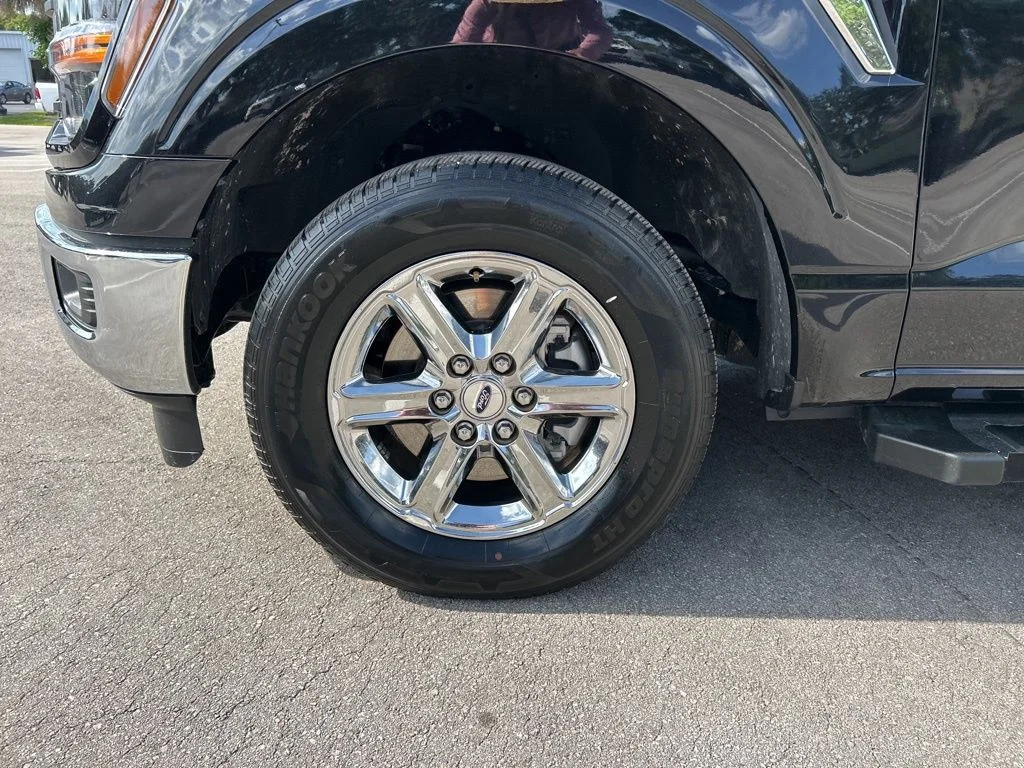 Used 2025 Black Ford XLT image 48