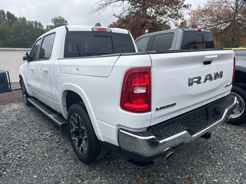 2025 Ram 1500 Laramie photo 4