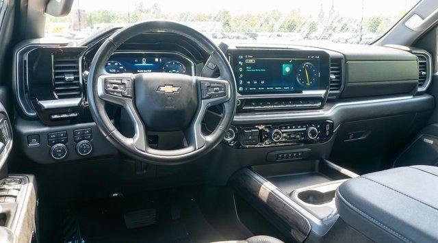 Used 2024 Gray Chevrolet LTZ image 12