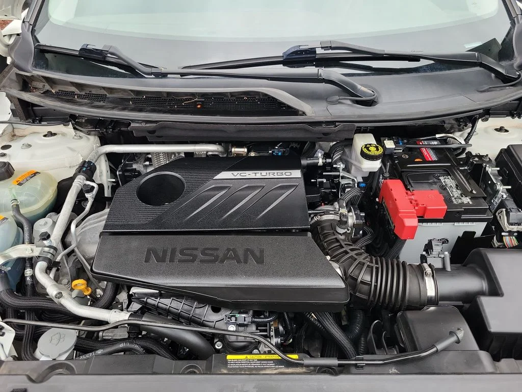 Used 2023 White Nissan S image 24