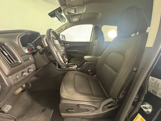 Used 2022 Black GMC Elevation image 11