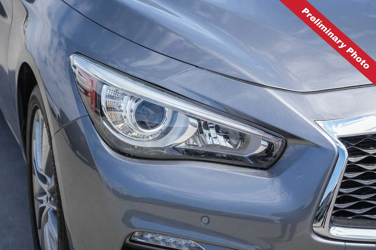Used 2022 Graphite Shadow INFINITI LUXE image 4
