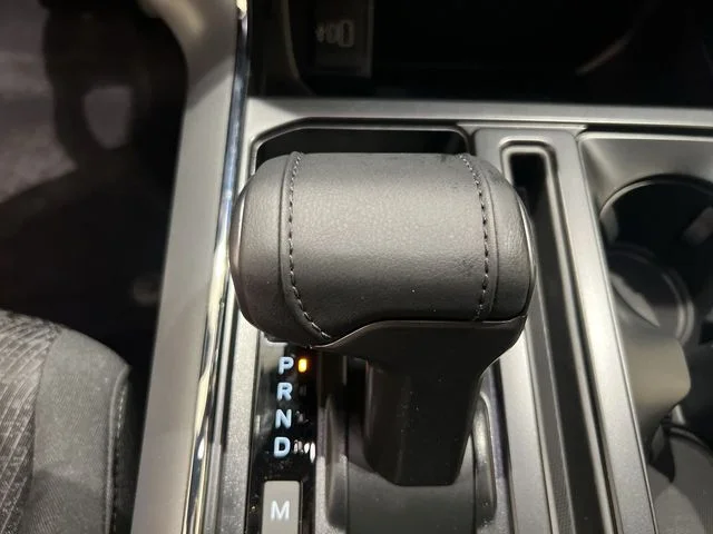 New 2026 Oxford White Ford XLT image 42
