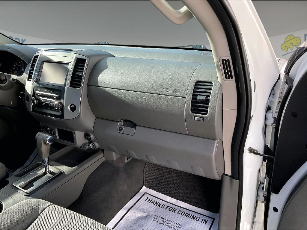 Used 2019 Glacier White Nissan SV image 13