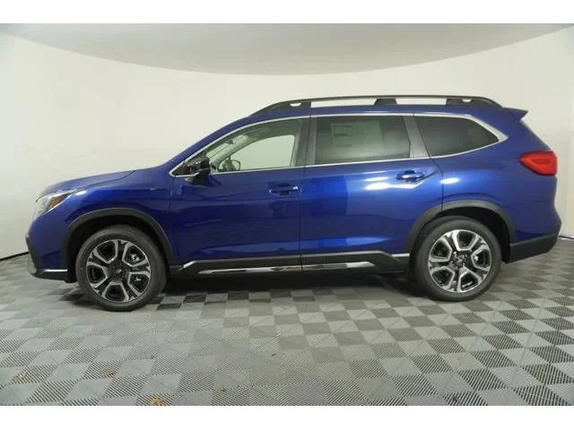 New 2026 SAPPHIRE BLUE PEARL Subaru Limited 7-Passenger image 4