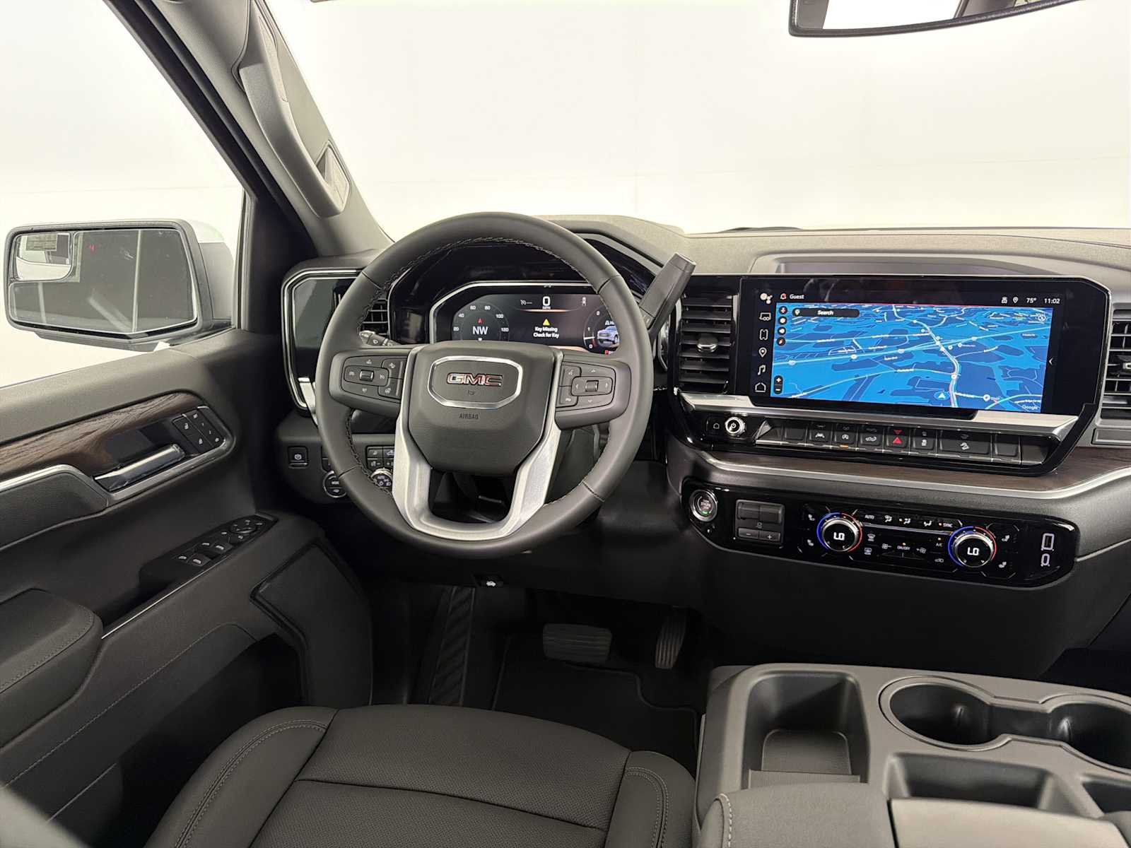 2026 GMC Sierra 1500 SLT - Photo 21