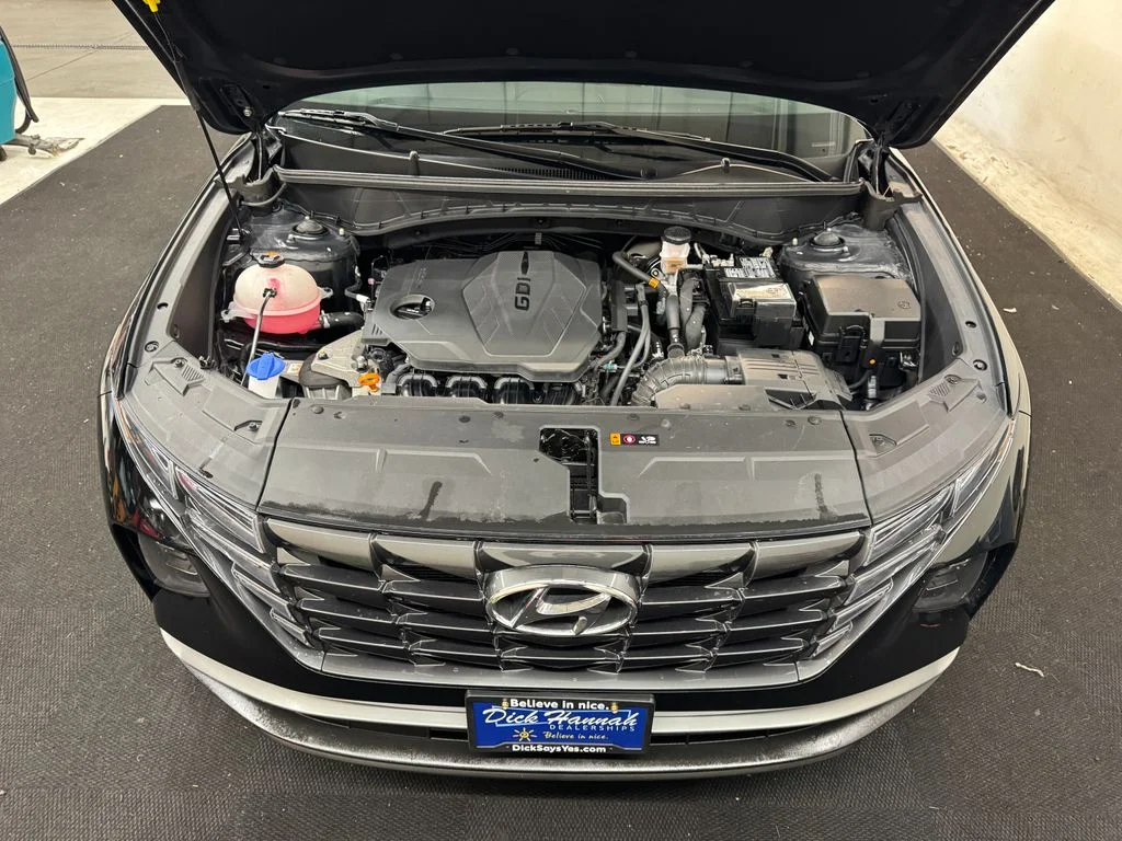 Used 2024 Black Hyundai SEL image 11