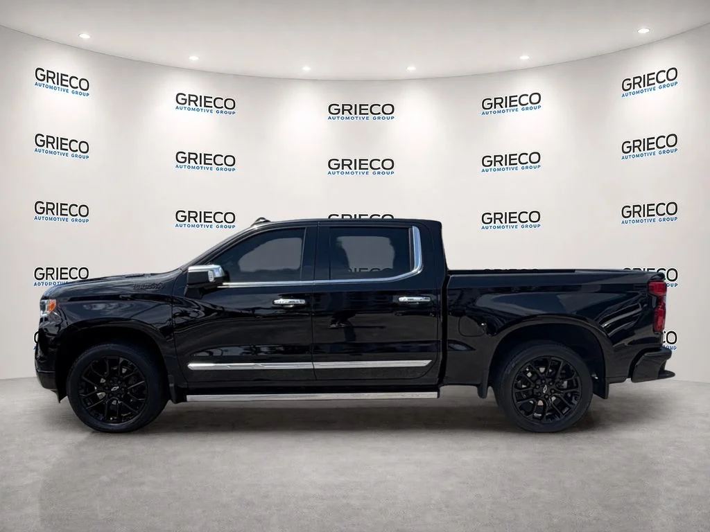 Used 2024 Black Chevrolet High Country image 4