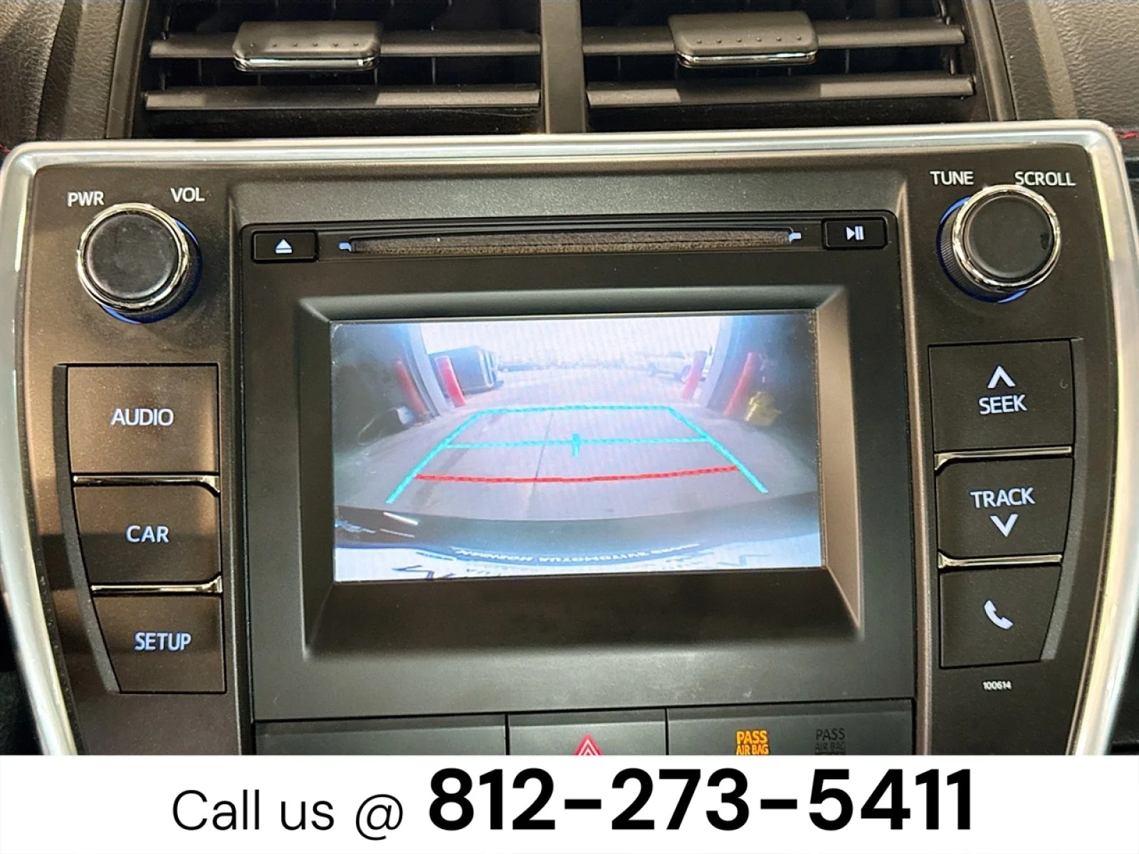 Used 2016 Black Toyota SE image 13