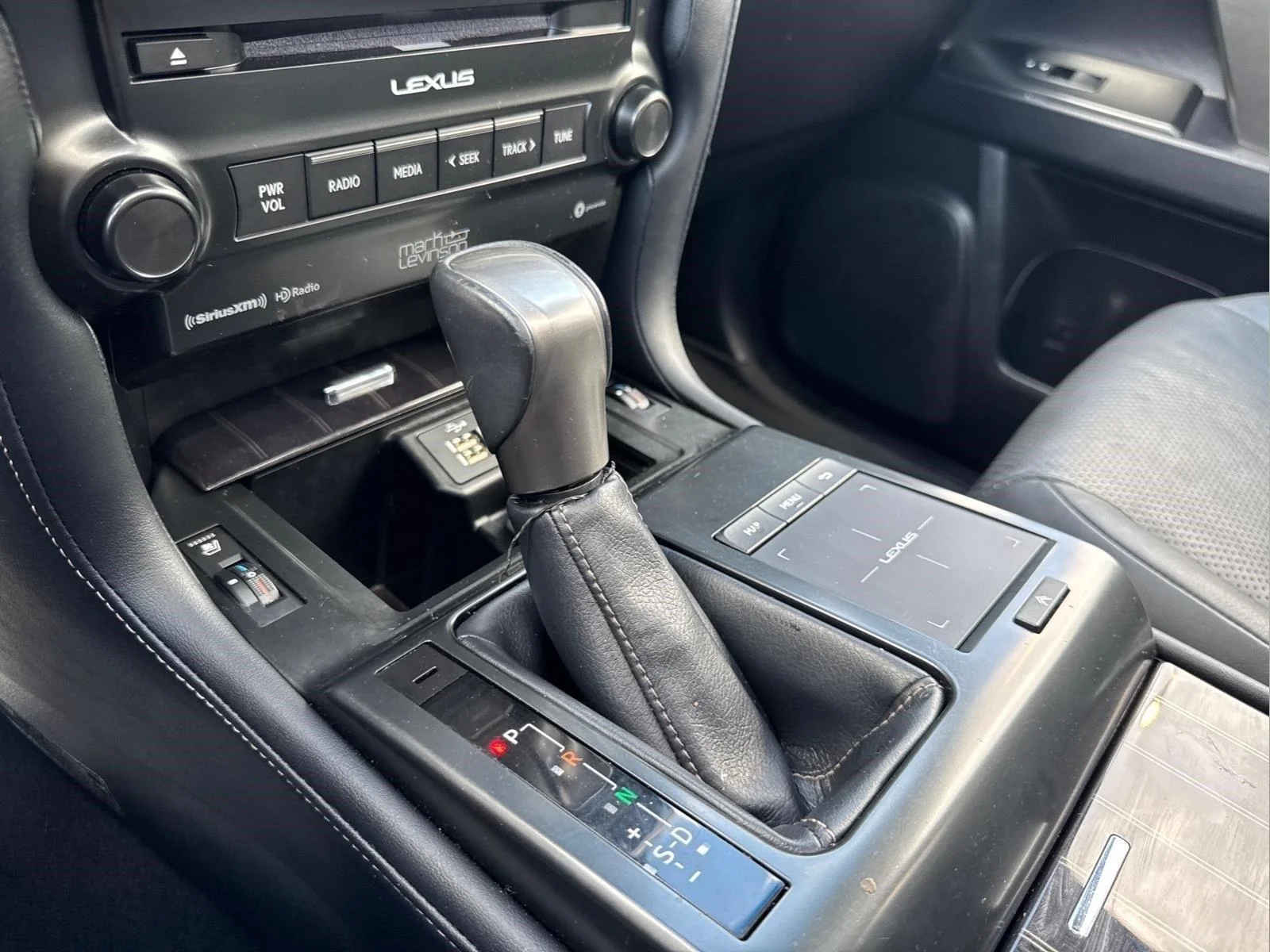 Used 2022 Black Onyx Lexus GX 460 Luxury image 24