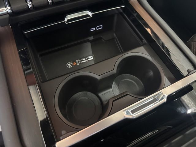 2026 GMC Yukon Denali - Photo 22