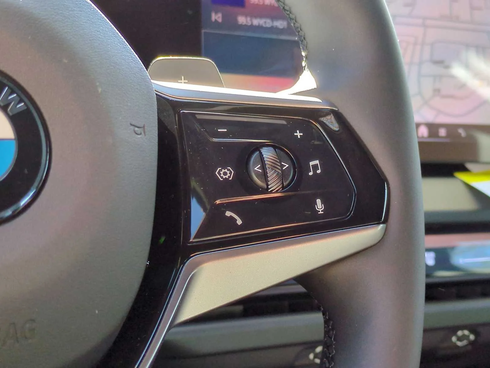 New 2026 Skyscraper Grey Metallic BMW 30 xDrive image 24