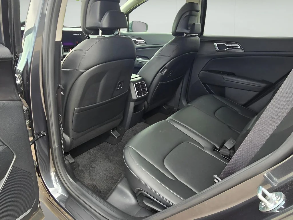 Used 2024 Gravity Gray Kia EX image 25