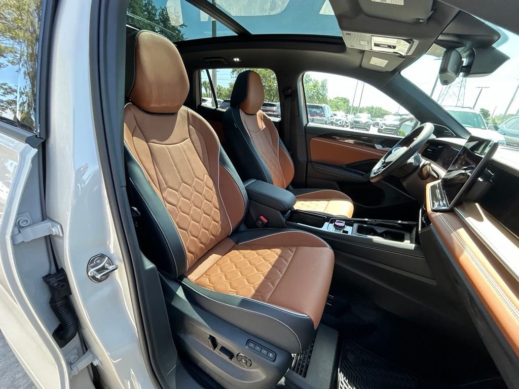 New 2026 Beige Volkswagen 2.0T SEL R-Line image 33