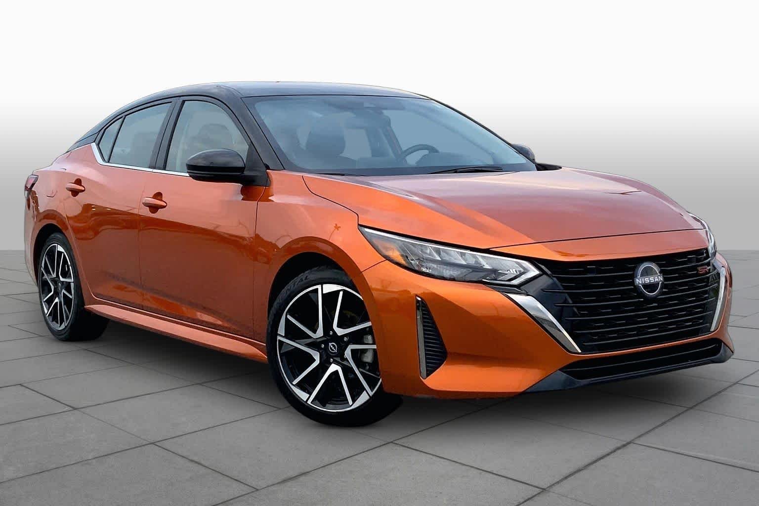 Used 2025 Monarch Orange Metallic/Super Black Nissan SR image 3