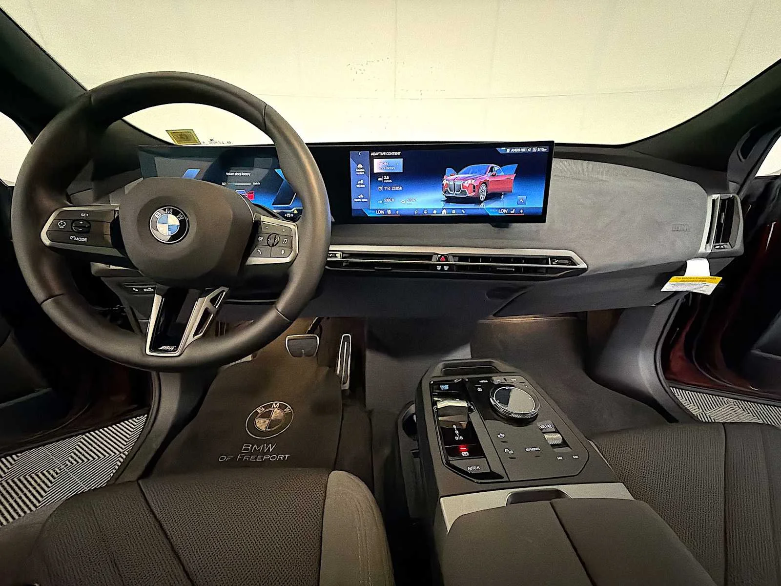 Used 2026 Aventurin Red Metallic BMW xDrive60 image 12
