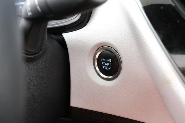 Certified Used 2025 CLASSIC SILVER METALLIC Toyota  image 17