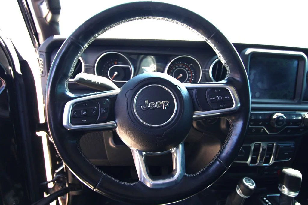 Used 2019 Black Jeep Unlimited Sahara image 21