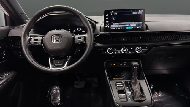 Used 2023 Platinum White Pearl Honda Sport Touring image 11