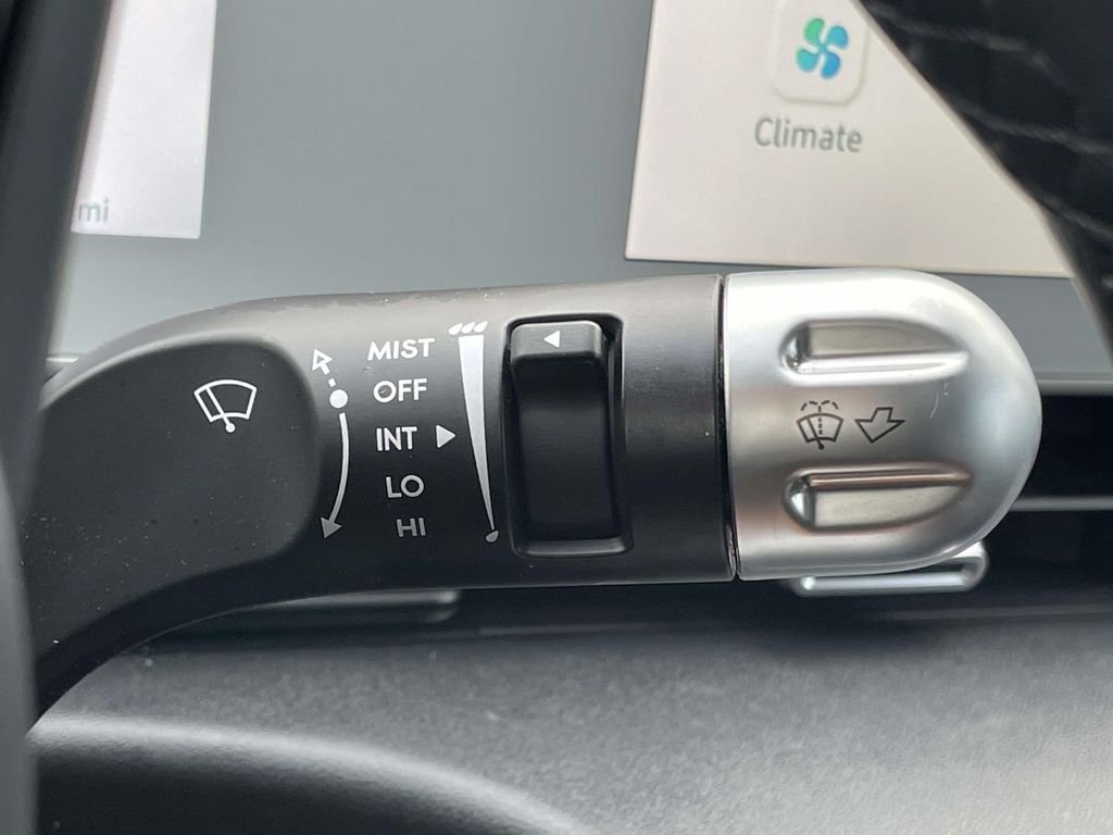 2024 Hyundai IONIQ 5 SEL - Photo 13