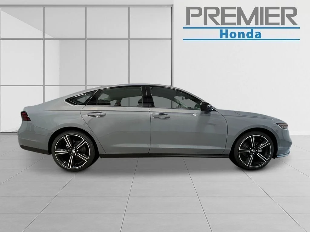 New 2026 Canyon River Blue Metallic Honda SE image 7