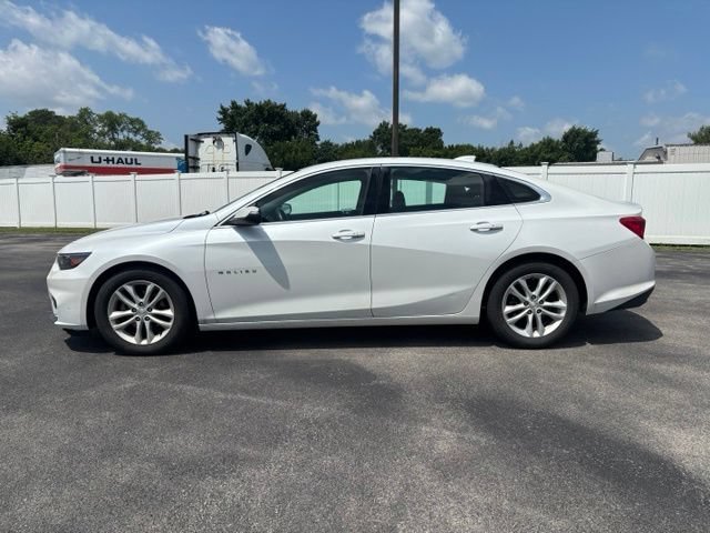 Used 2016 IRIDESCENT PEARL TRICOAT Chevrolet LT image 9