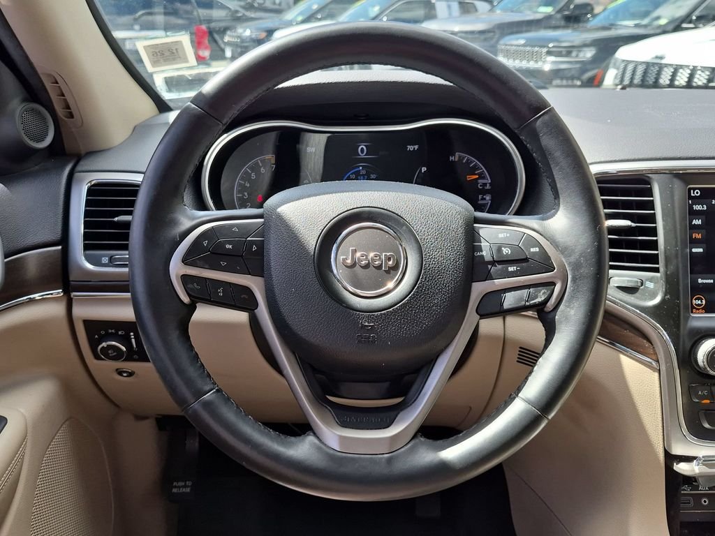 Used 2018 White Jeep Limited image 14