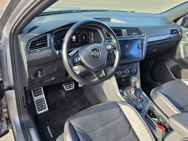 Used 2020 Silver Volkswagen 2.0T SEL Premium R-Line image 24