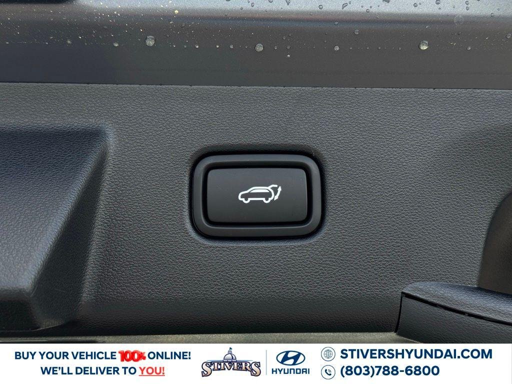 New 2026 Gray Hyundai SEL FWD image 16