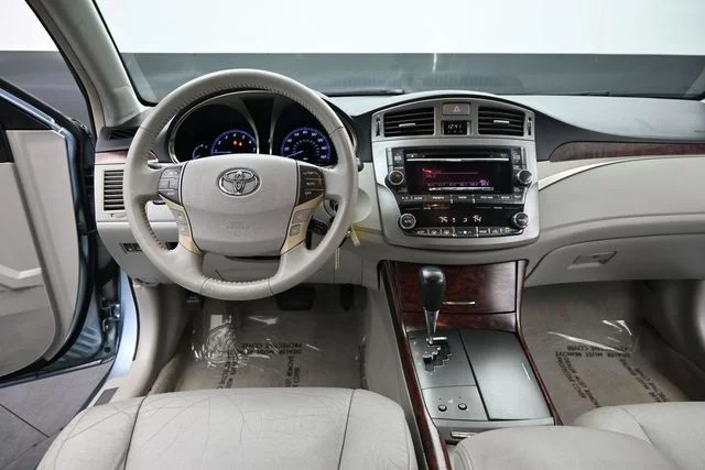 Used 2011 Blue Toyota Limited image 18