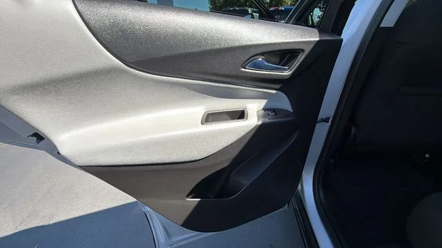 Used 2021 Silver Ice Metallic Chevrolet LT image 14