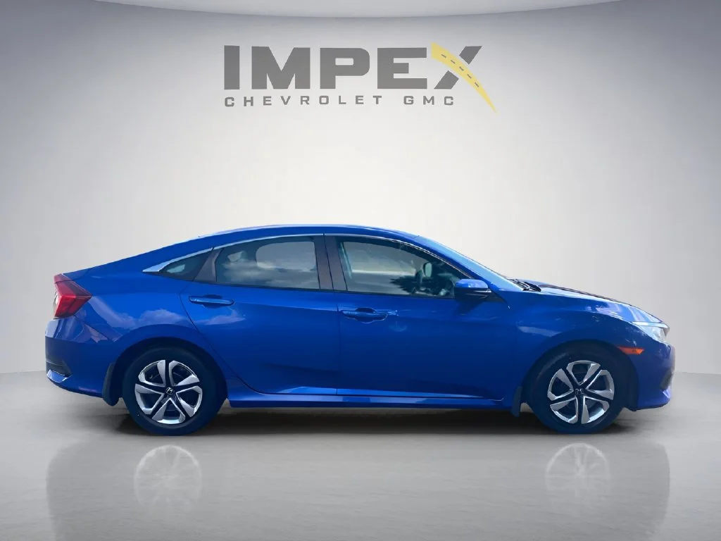 Used 2018 Blue Honda LX image 6